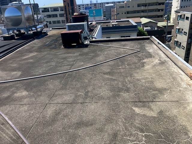 防水が劣化した屋上